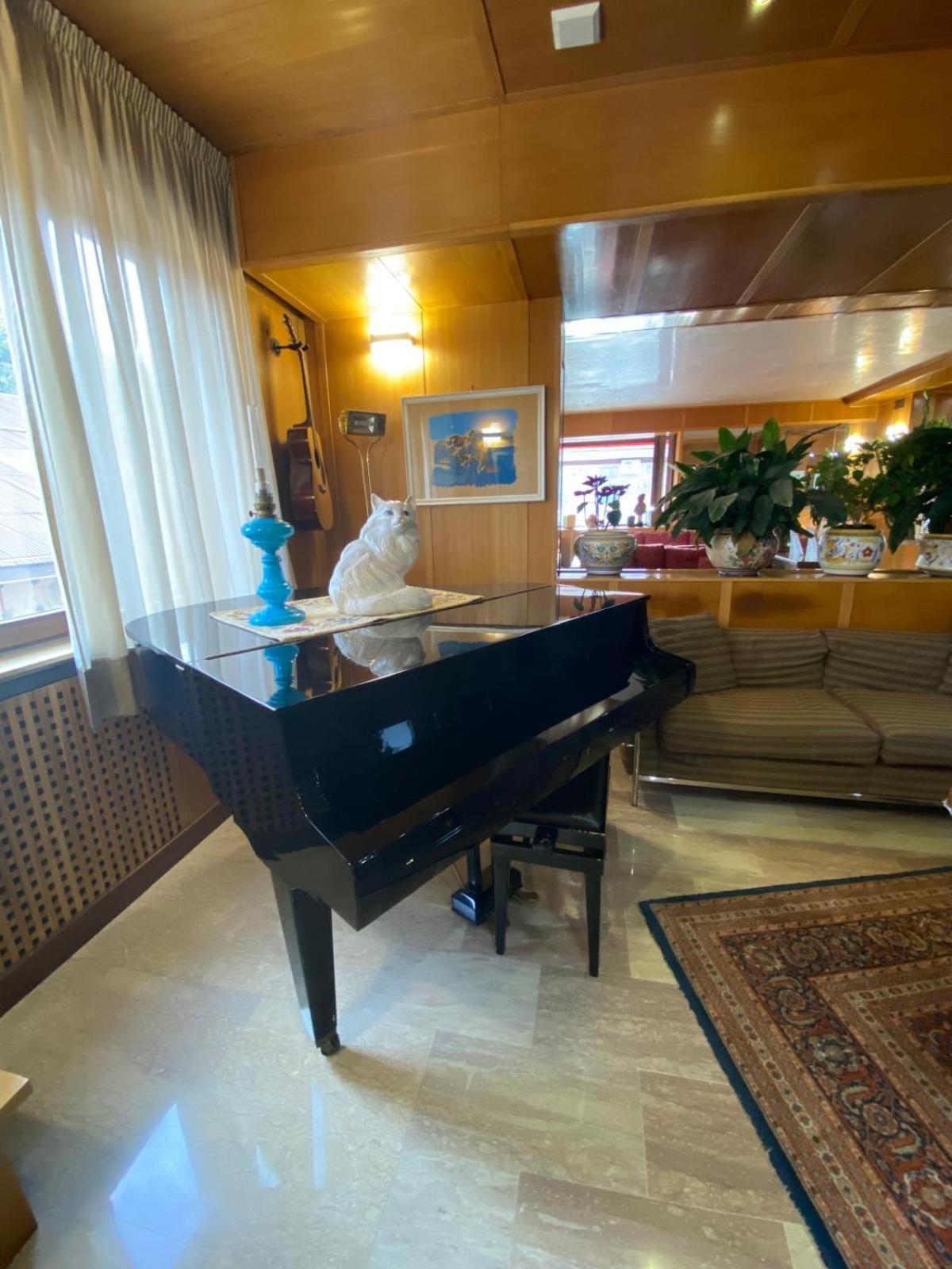 Hotel Sila Camigliatello Silano Esterno foto